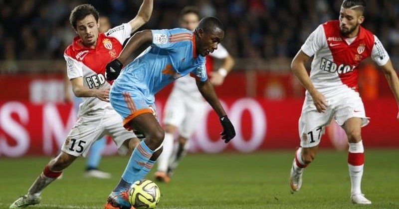 Đánh giá bối cảnh hai đội trước trận