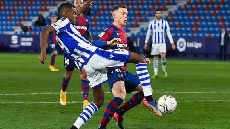 Những con số đáng chú ý từ lịch sử đối đầu