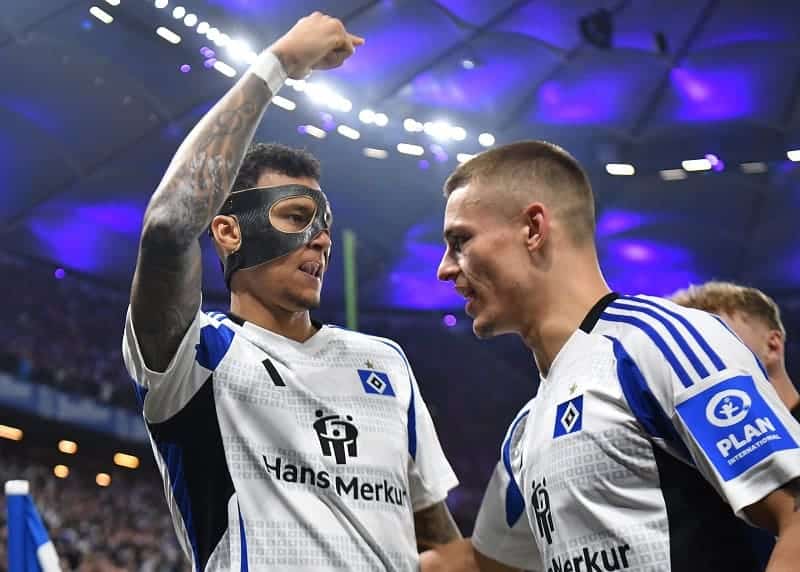 Phân tích phong độ Hamburger