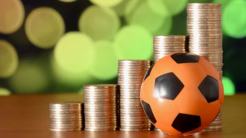 Cách tính tiền cỏ trong bóng đá không quá phức tạp